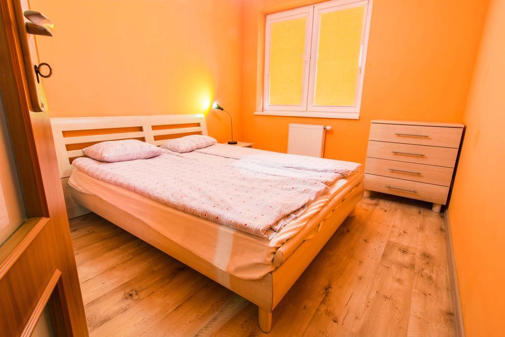 Red Apartment Breslau Zimmer foto